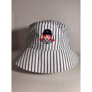 New York Yankees Wendy's Pinstripe Bucket Hat Navy White Baseball Fan Hat
